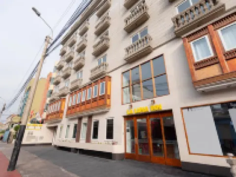 ラ ルナ イン リマのホテル