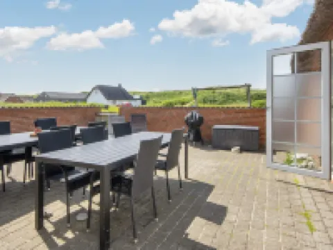 12 Person Holiday Home in Harboøre-by Traum