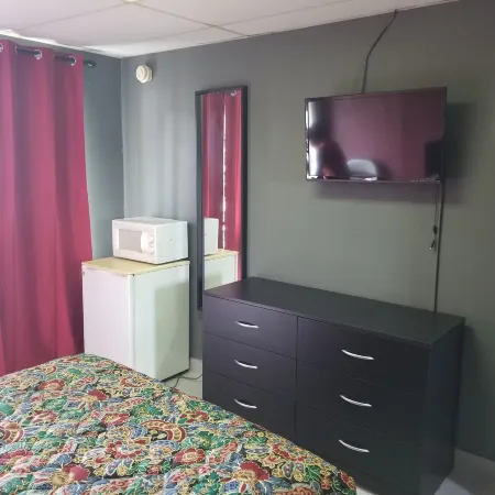 Sunny South Motel
