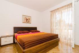 Apartment Iva - Andrije Hebranga 31