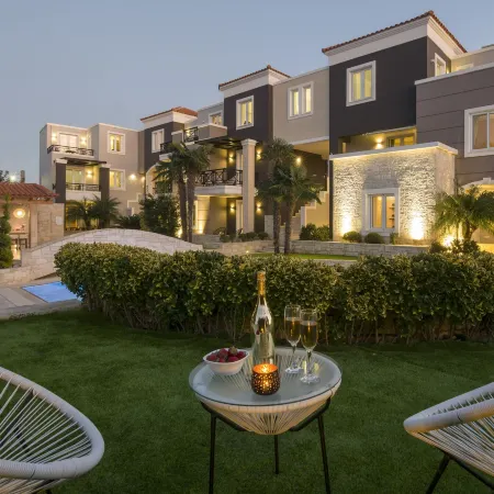 Artdeco Luxury Suites