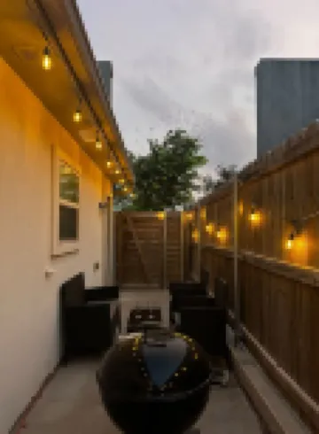 McAllen TX Apartment 2BR-2BA Patio, close Airport Shopping, Hospital