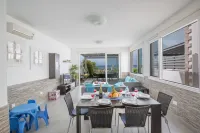 Villa Suri, Luxury Seafront Villa Hotels in Sotira