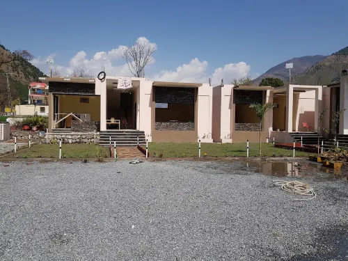 Galaxy Cottages Hotels in Manshera