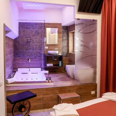 Twin Towers Naples Luxury Hotels near Naples Cathedral