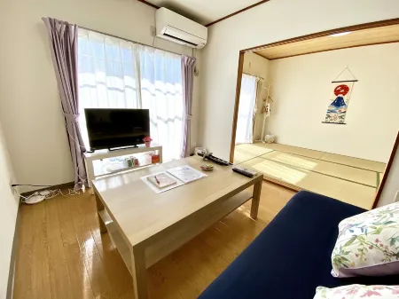 Nomad Bellheim Отели рядом со станцией Akitsu Railway Station