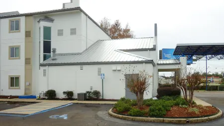 Motel 6 Pearl, MS - Jackson Airport