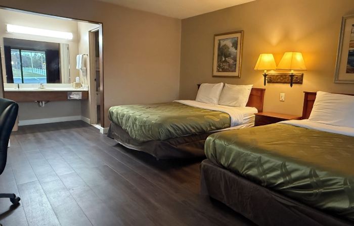 Paris Inn and Suites