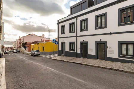 Belem Design 05 by Homing Отели рядом с достопримечательностью «Jardim da Praca do Imperio»