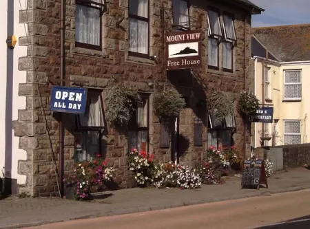 Mount View Hotel B&B Отели в г. Галвал