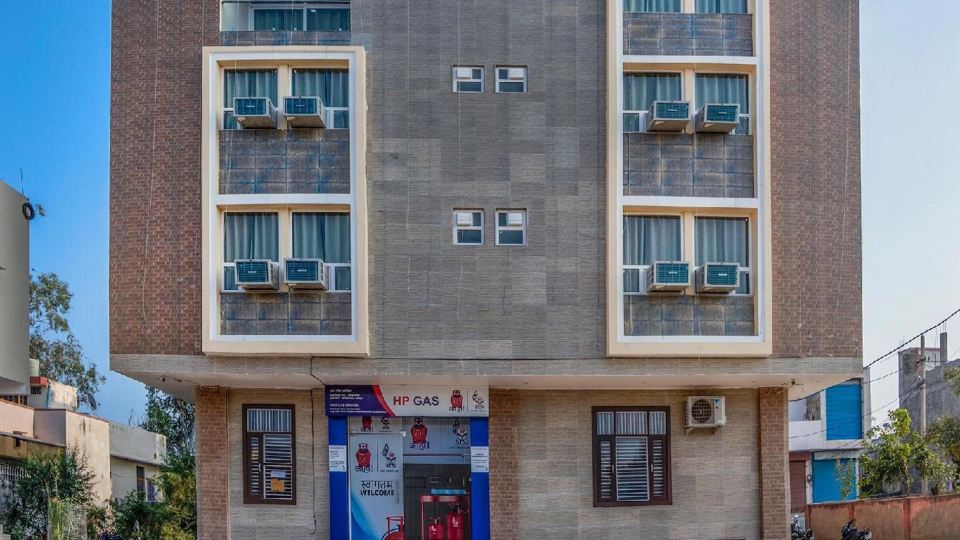 Hotel Ravi Residency