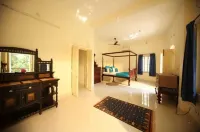 The Garden Bungalow Hotels in Bīrbhūm