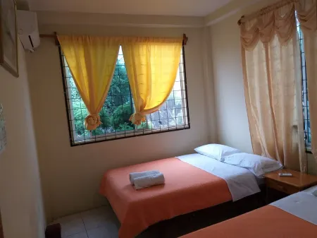 Villa Galapagos Отели рядом с достопримечательностью «Исследовательская станция Чарльза Дарвина»