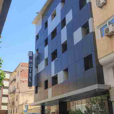 Hôtel des Lilas Hotel Exterior