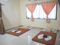 Suksomboon Hotel