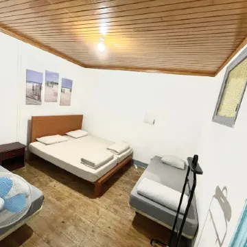 Lisboa Parque Guest House Отели рядом с достопримечательностью «Edificio Atlantis»