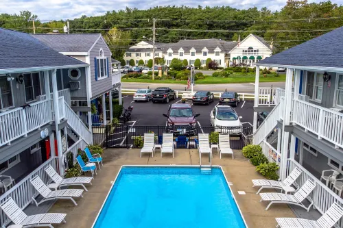 Stage Run by the Sea Hotels in Ogunquit