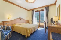 Ariston Lake View Hotel Hotels in Andalo