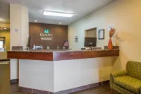 Quality Inn & Suites Bloomington I-55 and I-74 Hotels in Bloomington