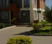Private Home 4 Bedrooms 4.5 Bathrooms Hotels in Pridelands