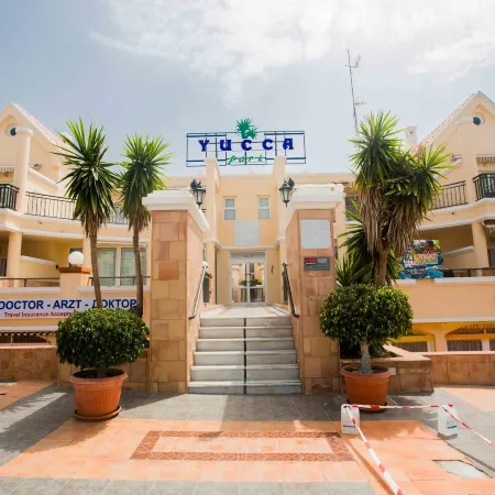 Yucca Park ApartHotel