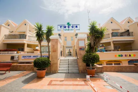 Yucca Park ApartHotel