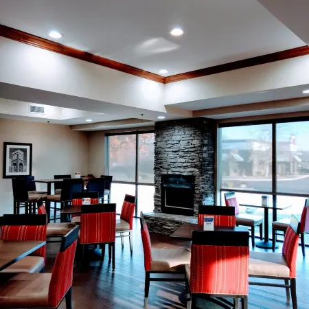 Comfort Suites Johnson City Near University