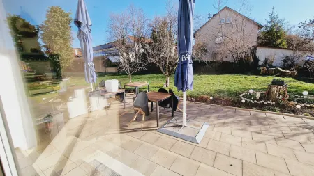 Hotel Garni Отели в г. Метцинген