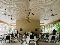 Bicentennial Inn Hotels in Upshur County