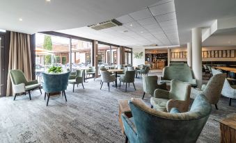 Domaine de la Foret D’Orient Hotel Restaurant Spa & Golf