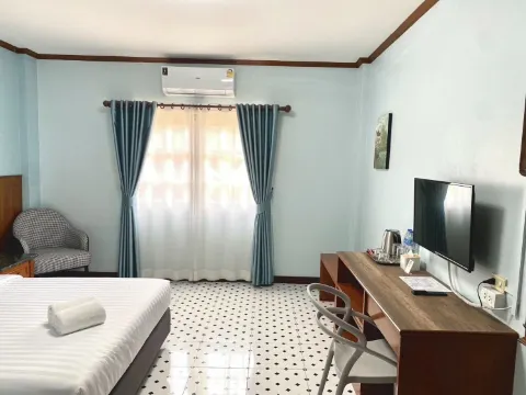 ห้องซูพีเรียร์ เตียงใหญ่ 1 เตียง