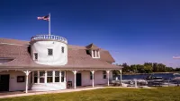 Valcour Inn & Boathouse Hotels in Peru