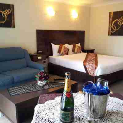 Admiral Nelson Motor Inn Rooms