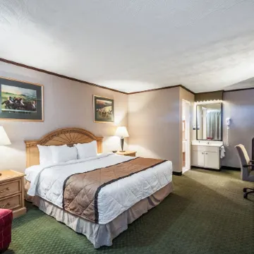 Rodeway Inn & Suites