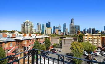 Melbourne Carlton Central Apartment Hotel Official