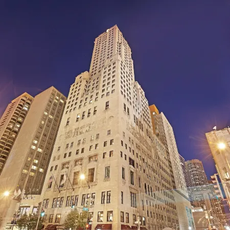 InterContinental Hotels CHICAGO MAGNIFICENT MILE by IHG