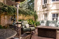 Eliza Thompson House, Historic Inns of Savannah Collection