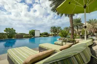 Mövenpick Bahrain - Pools