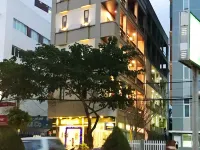 Quan Quan Hotel Hotels near Da Nang Museum of Cham Sculpture