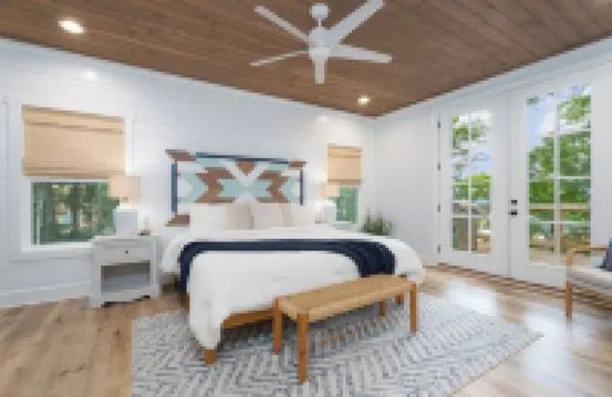 Cozy Lakehouse w/ Fire Pit & Bed Swing Near Mammoth Cave National Park