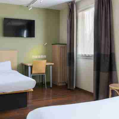 B&B HOTEL Aubagne Gémenos Rooms