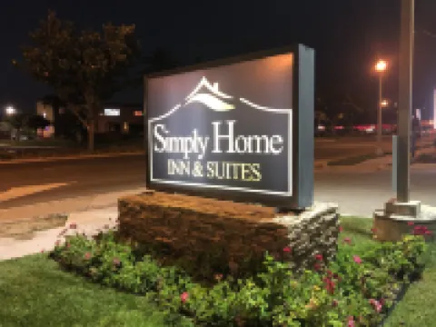 Simply Home Inn & Suites - Riverside