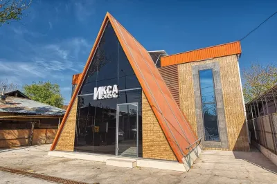 Iksa Hotels in Шимкент