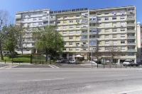 Olivais Balcony by Homing Hotels in Olivais