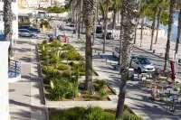 A Deux Pas de l'Eau Hôtels à : La Ciotat
