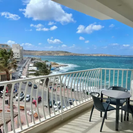 Bugibba Square Seafront Apartments by Holi