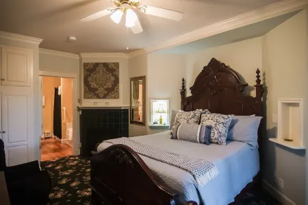 The Campbell House Inn