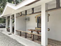 R & S Rest Place Resort Hotels in Lian