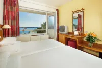 Hotel Zora Hotel in zona Velika Raduca beach