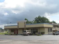 Red Carpet Inn - Augusta